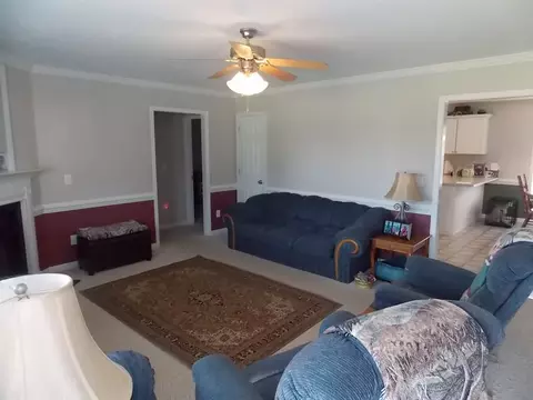 233 Jesse Dr, Smithfield, NC 27577 photo 4