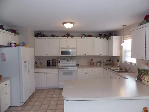 233 Jesse Dr, Smithfield, NC 27577 photo 6