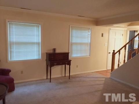 104 Longview Dr, Smithfield, NC 27577 photo 3