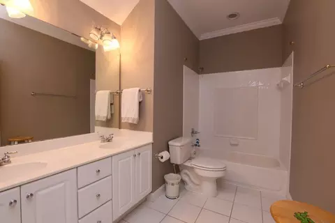 310 Devonhall Ln, Cary, NC 27518 photo 20