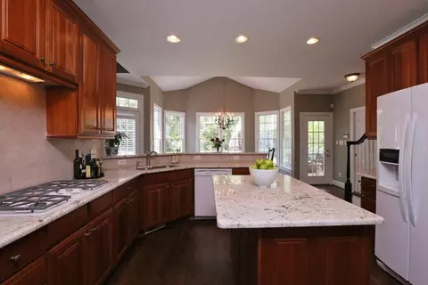 310 Devonhall Ln, Cary, NC 27518 photo 6