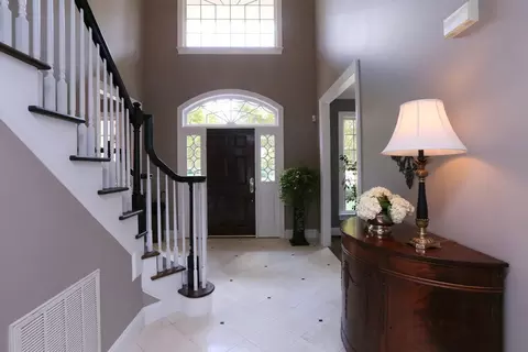 310 Devonhall Ln, Cary, NC 27518 photo 3