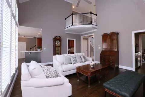 310 Devonhall Ln, Cary, NC 27518 photo 11
