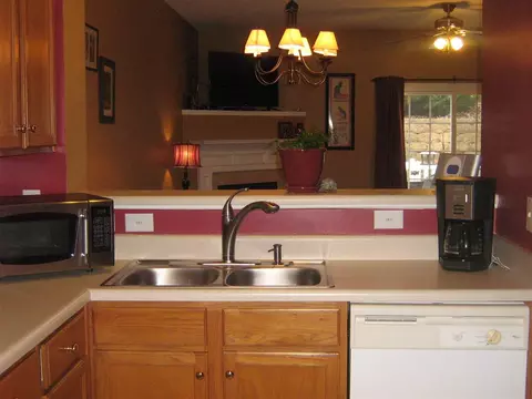 952 Cinnamon Dr, Durham, NC 27713 photo 5