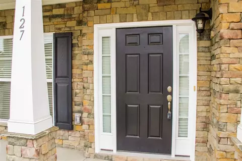 127 Windrush Ln, Durham, NC 27703 photo 2