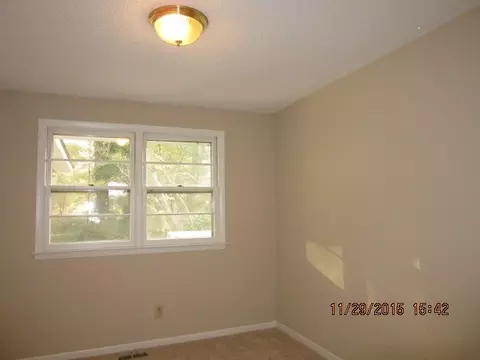 210 Park Ave, Smithfield, NC 27577 photo 9