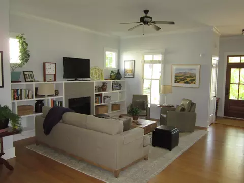 108 Sharp St, Chapel Hill, NC 27516 photo 6