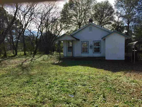 614 E Vance St, Dunn, NC 28334 photo 3