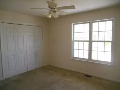 1371 Cobb Rd, Benson, NC 27504 photo 5