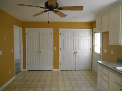 1371 Cobb Rd, Benson, NC 27504 photo 4