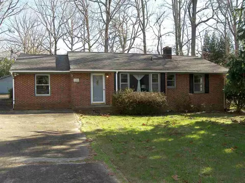 1206 E Oak Dr, Durham, NC 27712 photo 1