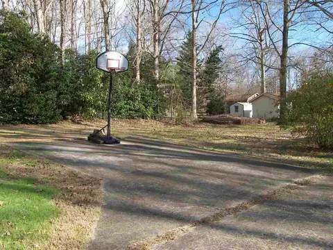 1206 E Oak Dr, Durham, NC 27712 photo 21