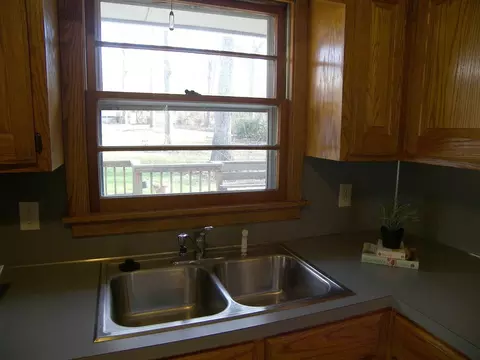 1206 E Oak Dr, Durham, NC 27712 photo 9