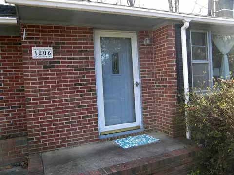 1206 E Oak Dr, Durham, NC 27712 photo 3