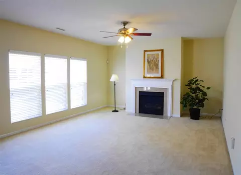 414 Thistlegate Trl, Raleigh, NC 27610 photo 2