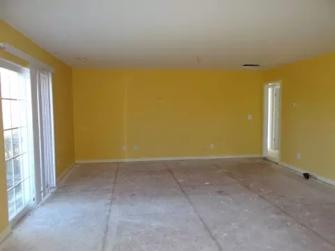 10 Timber Ct, Spring Hope, NC 27882 photo 2