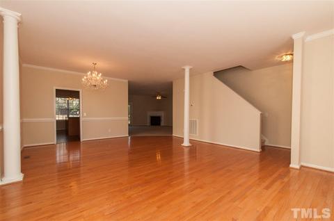 147 Roan Dr, Garner, NC 27529 photo 4