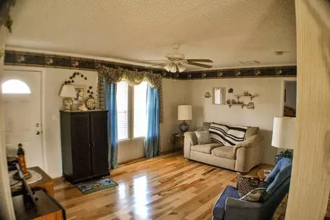 27 S Daisy Dr, Middlesex, NC 27557 photo 9