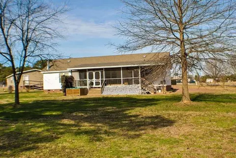 27 S Daisy Dr, Middlesex, NC 27557 photo 3