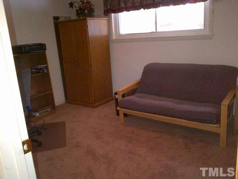 707 Ruby St, Durham, NC 27704 photo 9