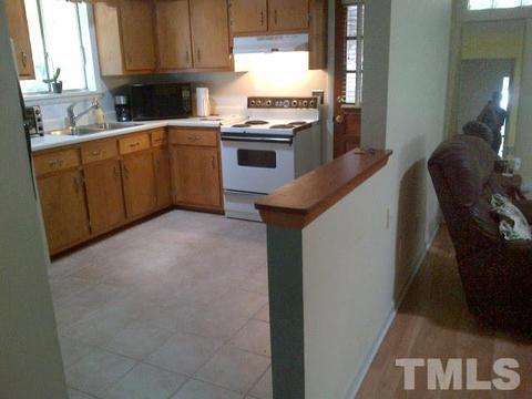 707 Ruby St, Durham, NC 27704 photo 6