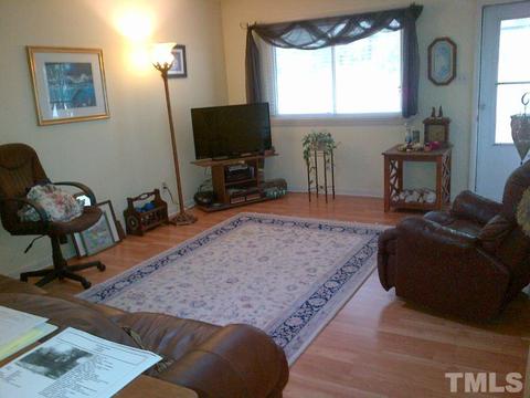 707 Ruby St, Durham, NC 27704 photo 7