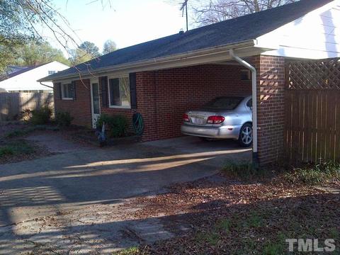 707 Ruby St, Durham, NC 27704 photo 3