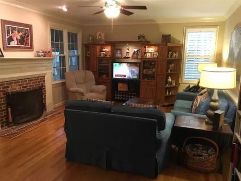 103 Parkleaf Cir, Cary, NC 27519 photo 2
