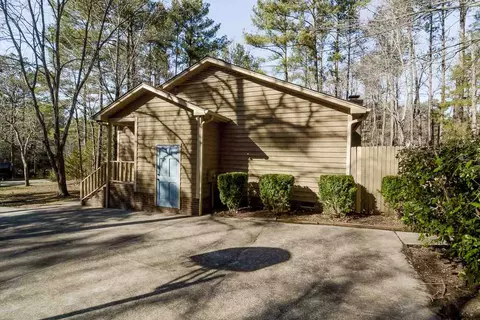 5805 Henner Pl, Durham, NC 27713 photo 3
