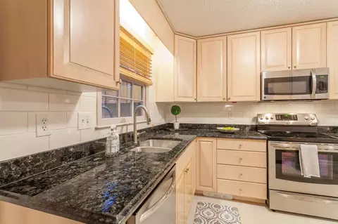 3304 Morningside Dr, Raleigh, NC 27607 photo 9