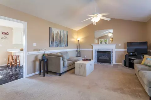 306 Clara Ct, Garner, NC 27529 photo 3