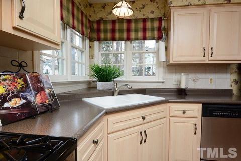 1309 Apache Ln, Apex, NC 27502 photo 9