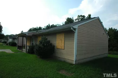 709 Piper St, Durham, NC 27704 photo 2