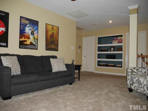 402 Wakehurst Dr, Cary, NC 27519 photo 14
