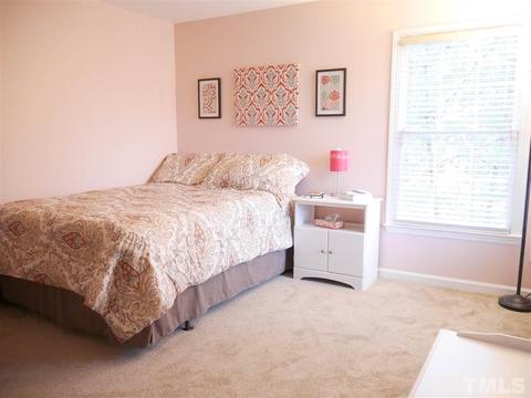 402 Wakehurst Dr, Cary, NC 27519 photo 18