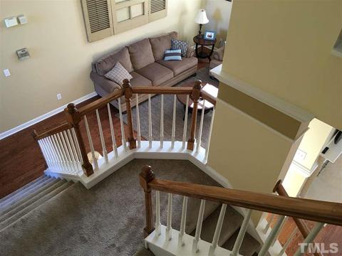 402 Wakehurst Dr, Cary, NC 27519 photo 3