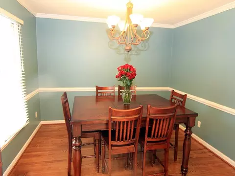 400 Rosehaven Dr, Raleigh, NC 27609 photo 4