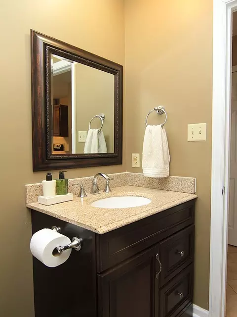 400 Rosehaven Dr, Raleigh, NC 27609 photo 9
