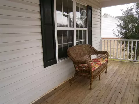 103 Lansing Dr, Benson, NC 27504 photo 5