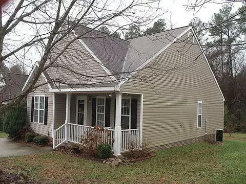 252 Highgate Cir, Wake Forest, NC 27587 photo 2
