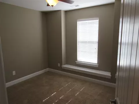 107 Dundee Pl, Stem, NC 27581 photo 9