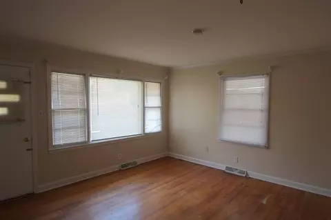 514 E Nc 54 Hwy, Durham, NC 27713 photo 2