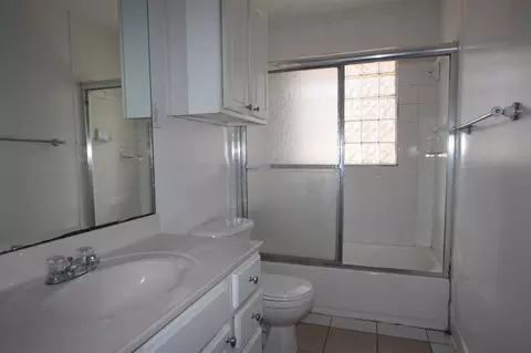 514 E Nc 54 Hwy, Durham, NC 27713 photo 6