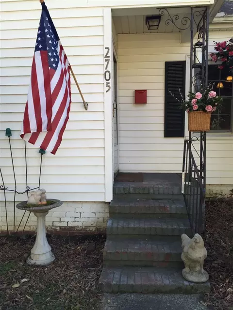 2705 Elgin St, Durham, NC 27704 photo 1