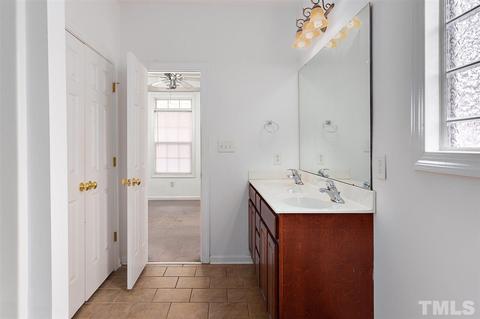 731 E Nelson St, Wake Forest, NC 27587 photo 8