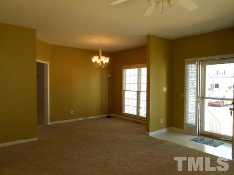 107 Cobblestone Ct, Smithfield, NC 27577 photo 7