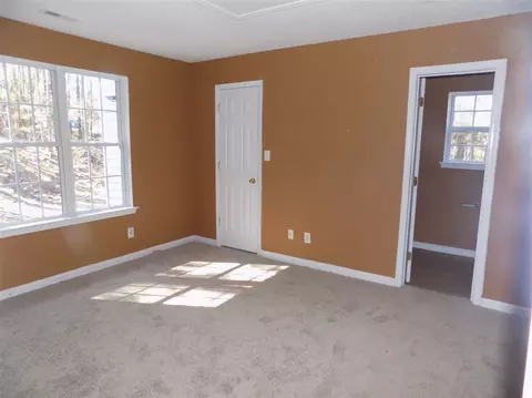 3011 Corinth Ln, Durham, NC 27704 photo 4