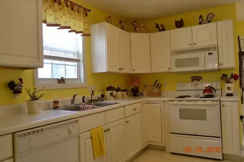 5413 Stardust Dr, Durham, NC 27712 photo 3