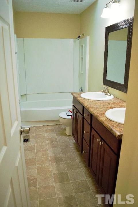 318 Bainbridge Cir, Garner, NC 27529 photo 14