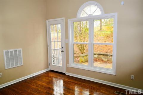 318 Bainbridge Cir, Garner, NC 27529 photo 8